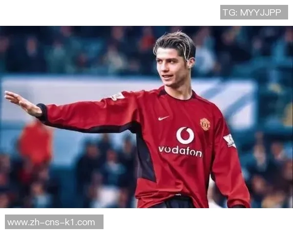 足球超级巨星的传奇之路：从青涩少年到世界舞台的璀璨明星